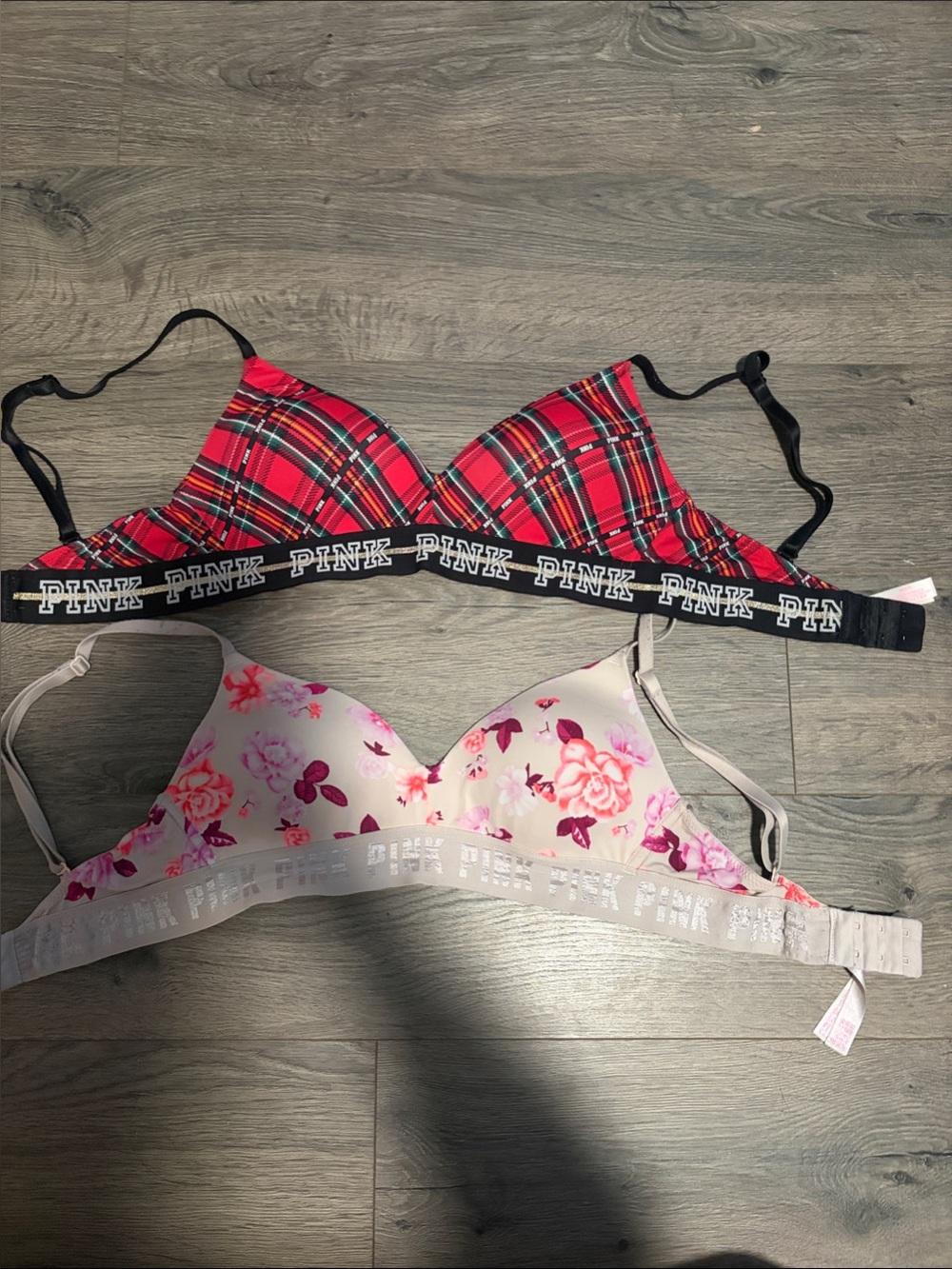 PINK Victoria's Secret Wireless & Lightly Lined Bras